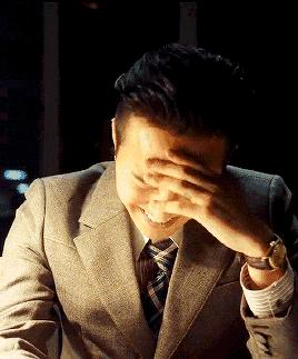 领带和西服应该怎么搭配,领带是和西服搭还是衬衫搭