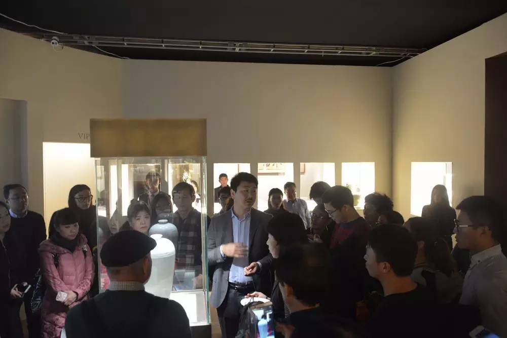 艺术遇上大数据的完美结合为雅昌会员献上一次绝代风华的尊享