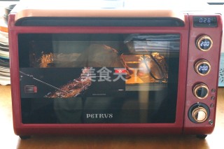 美味的脆皮烤鸡味道太香了,圣诞脆皮烤鸡教程