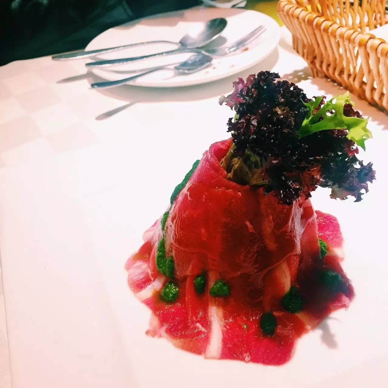 推荐一家很适合情侣约会的餐厅,适合情侣约会的氛围感餐厅