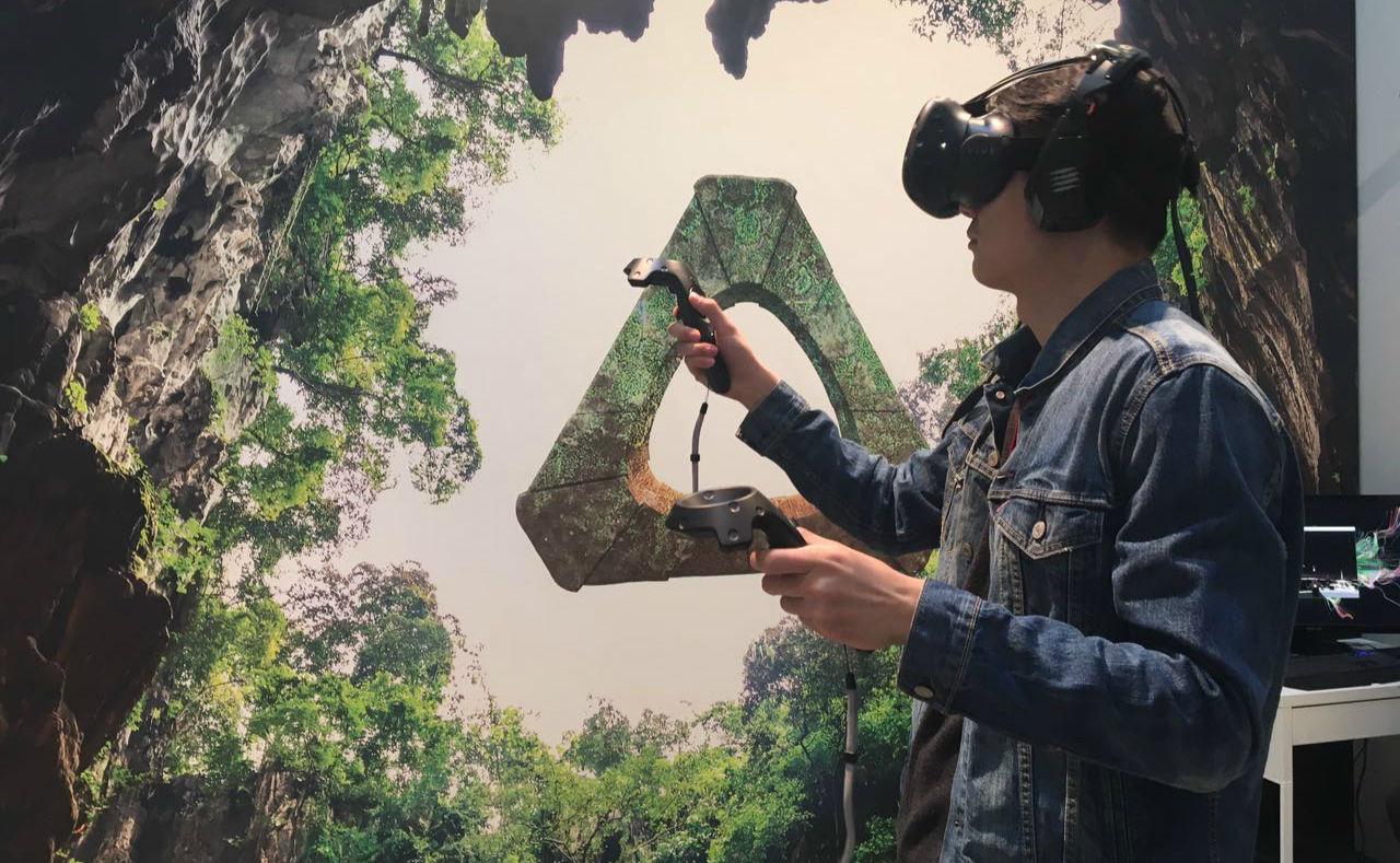 王雪红htc手机,htc王雪红负债