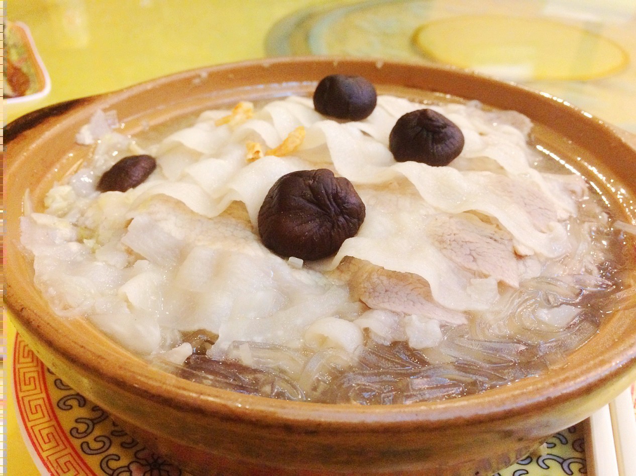 北京200多年的老字号砂锅居,成都排队的老字号砂锅居