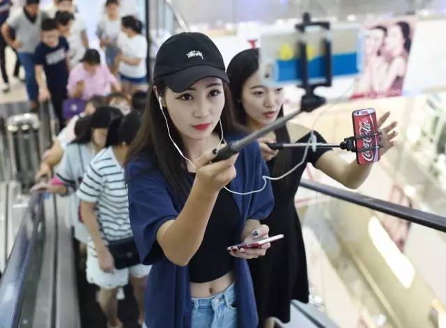 想做直播用什么设备好,怎么可以做网红直播