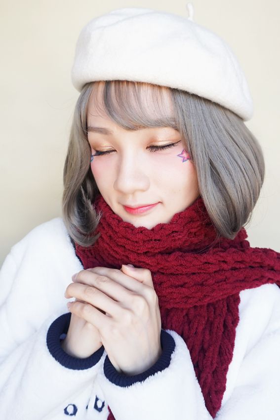 厌倦一成不变?这个圣诞要做最亮眼的少女!