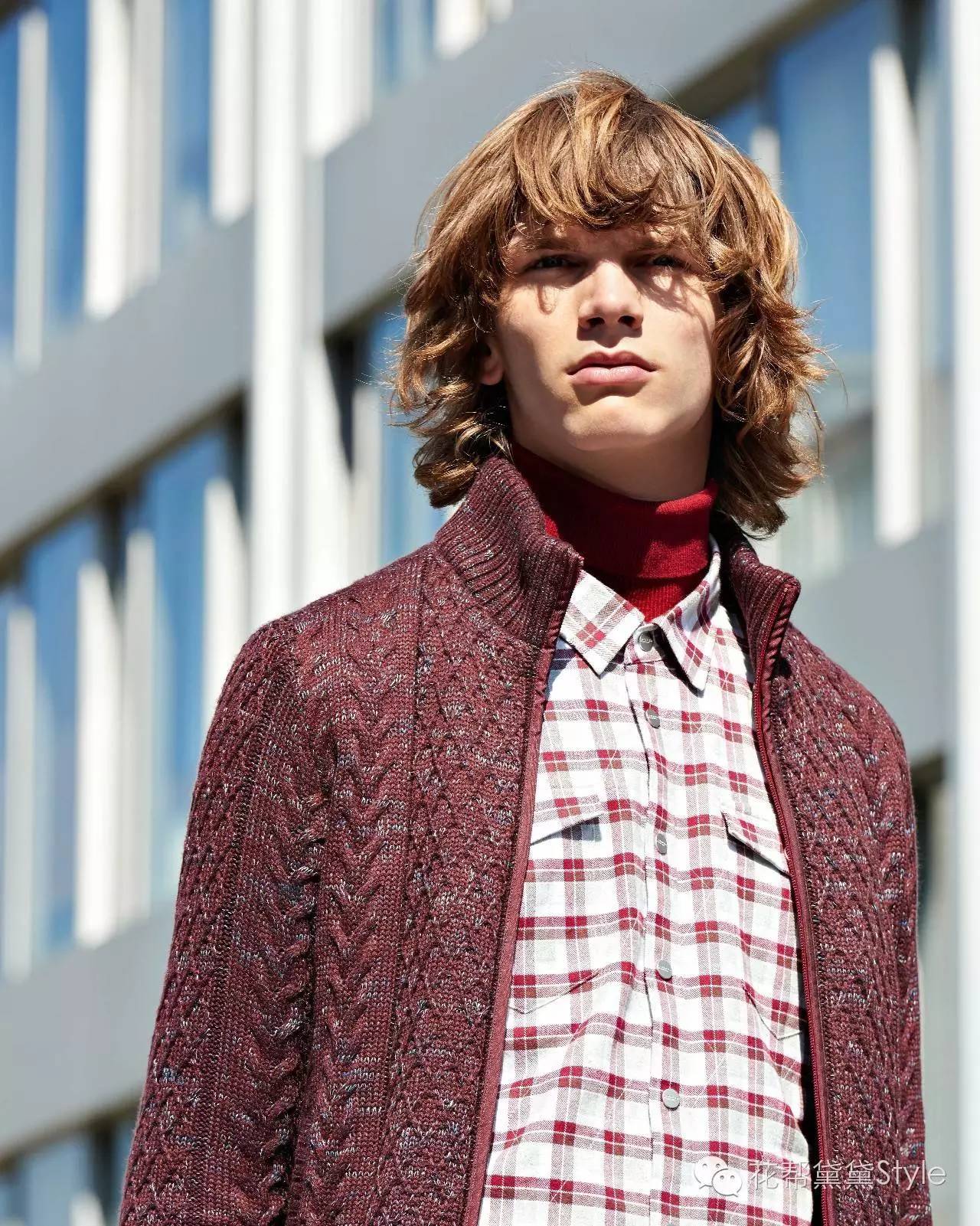 如何穿衣搭配男士秋冬,如何穿衣打扮得得体大方男士