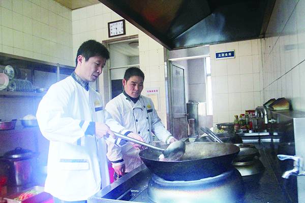 速度与激情的感人视频,速度与激情英雄泪片段