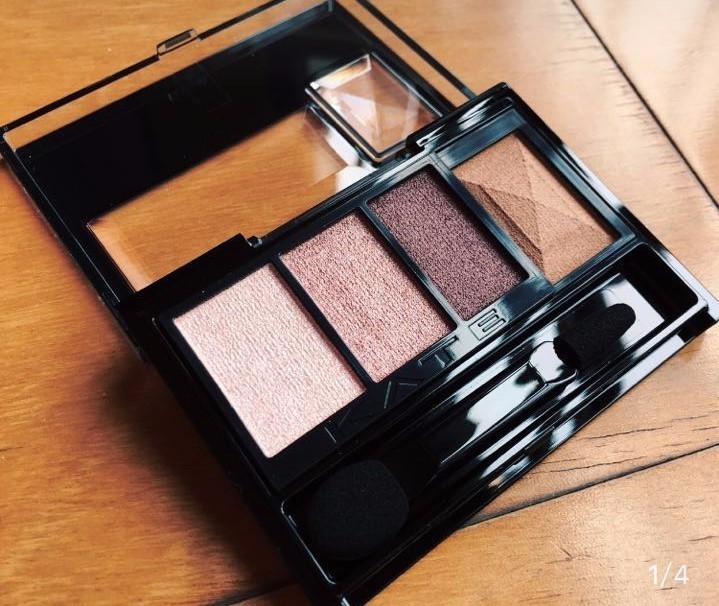 和喜欢的女生穿一样的衣服,和喜欢的女生穿同样的衣服