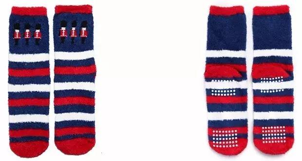 和喜欢的女生穿一样的衣服,和喜欢的女生穿同样的衣服