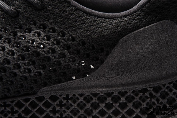 阿迪3d打印跑步鞋,300元阿迪达斯3d打印鞋