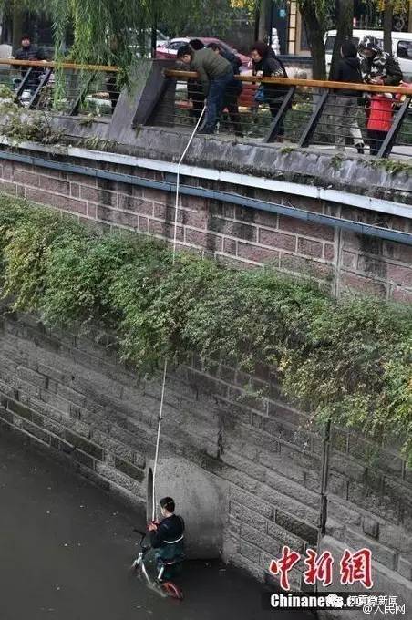 七岁女孩近视散光,9岁女童近视散光