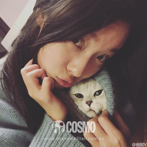 倪妮街景拍照姿势,倪妮最火拍照姿势