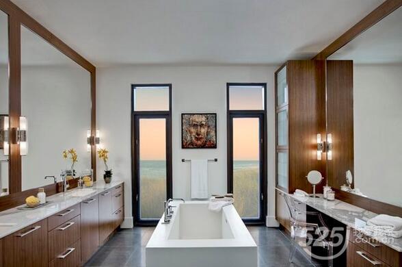 怎么清洁浴缸污垢,浴缸可以用84消毒液消毒吗