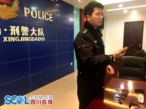 团伙砸窗入铺盗走十余箱茅台,团伙多次砸车窗盗窃会被判多久