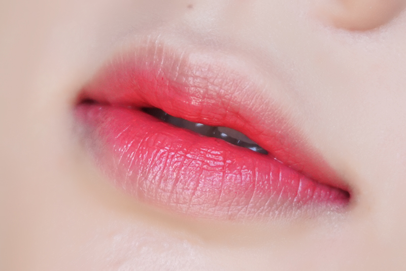 厌倦一成不变?这个圣诞要做最亮眼的少女!