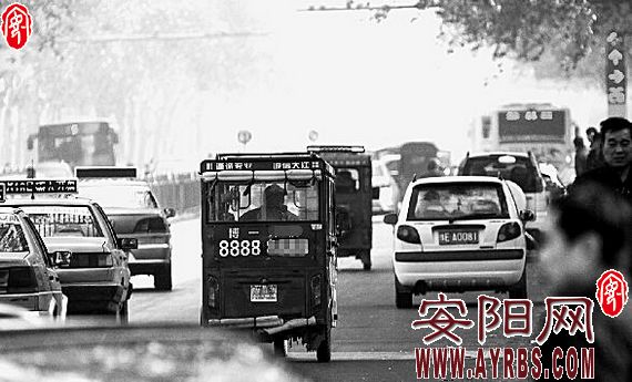 整治三轮车最新视频,中心城区三轮车集中整治拉开序幕