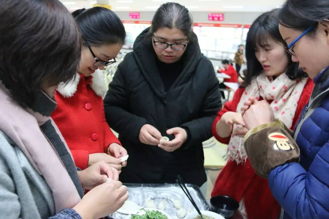冬至-暖心｜常州纺院机电工程系举办包饺子活动