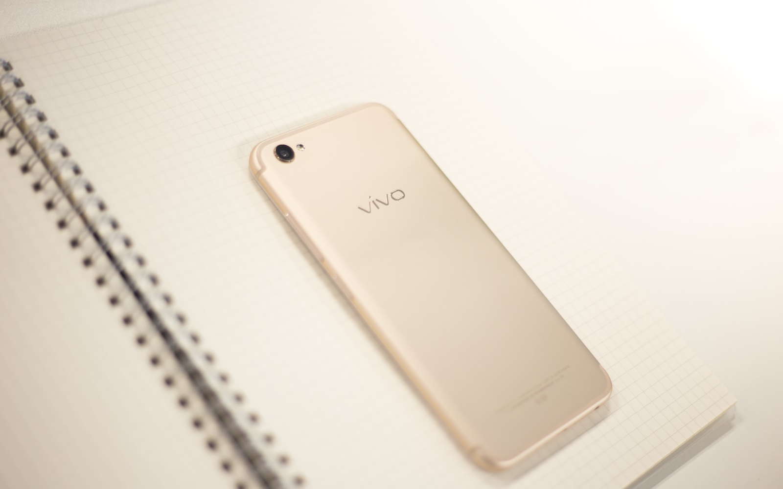 柔光双摄妹子的最爱，vivoX9自拍体验