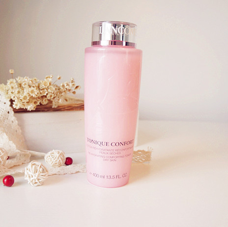 优雅的女性用什么单品,一个精致女孩必备的护肤