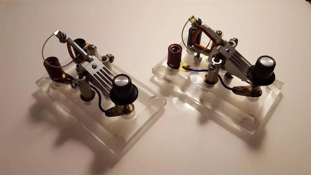 废旧机械硬盘改装成功率高的,移动硬盘改装成可调电源