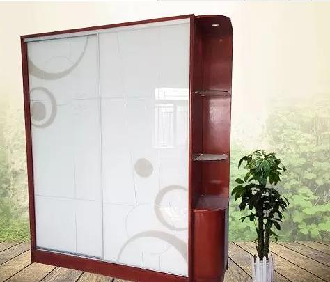家里衣柜门用什么玻璃好,玻璃门衣柜怎么选柜体颜色