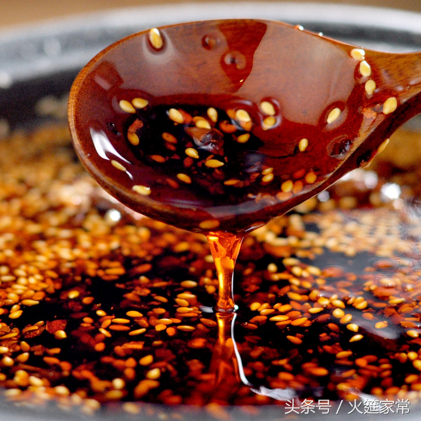 辣椒油灵魂是啥,川味凉拌菜辣椒油商用大桶装