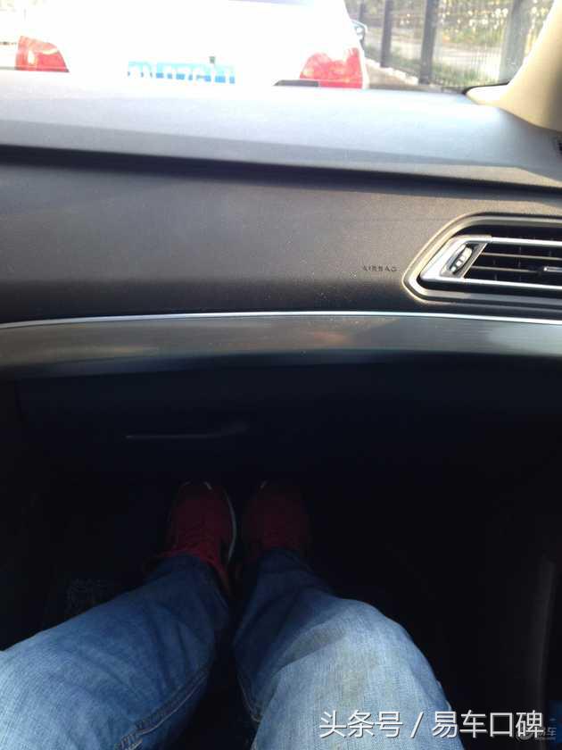 1.2t的三缸408真实油耗,1.2t标致408一箱油多少公里