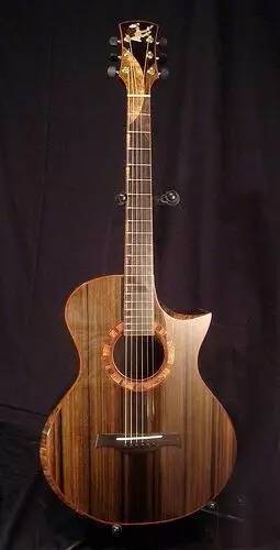 真正的紫檀树,真正的紫檀木材