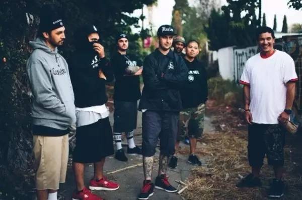 撞衫不可怕谁丑谁尴尬视频,撞衫不可怕谁丑谁尴尬的电影