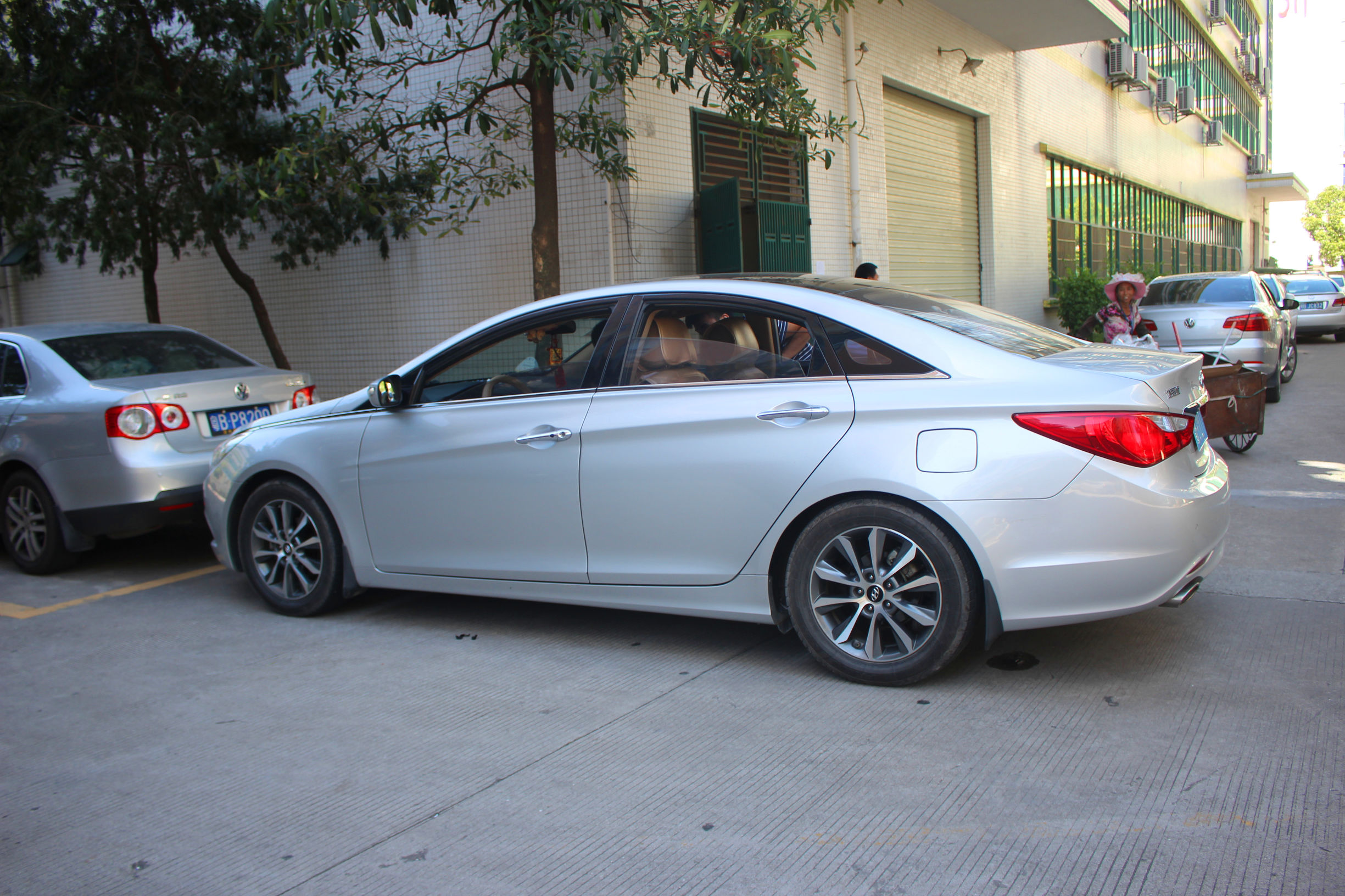 畅影10.4寸索纳塔八大屏导航，为现代之美添彩