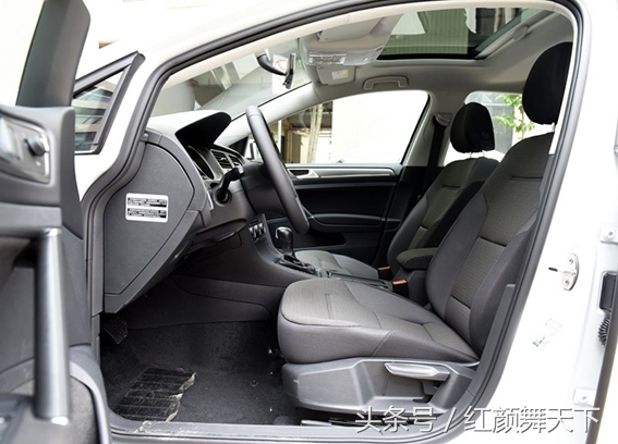 2016款高尔夫登场,高配几乎变标配,爽!