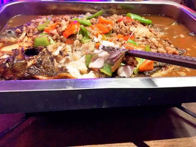 令狐冲烤鱼探店,深圳令狐冲烤鱼探店