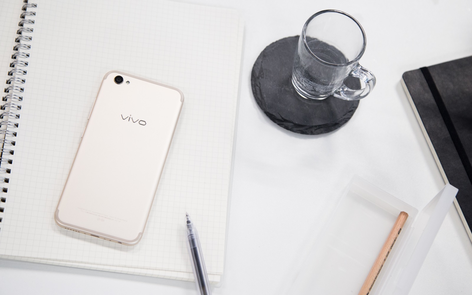 柔光双摄妹子的最爱，vivoX9自拍体验