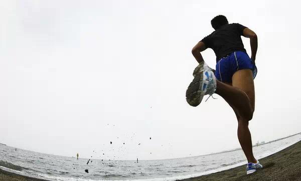 剧烈运动后的放松方法,运动完后放松的作用