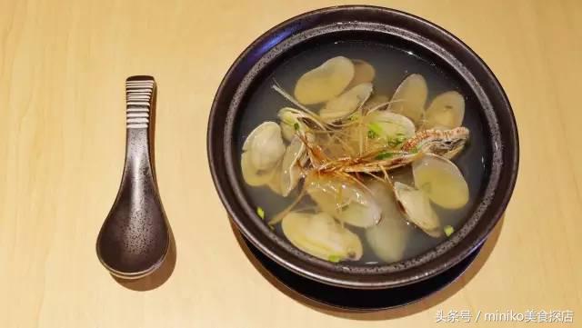 一口一个日式寿司,来一口大乌冬面