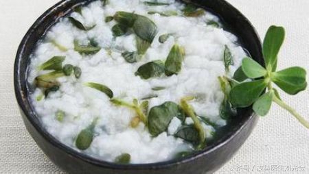 什么草有毒但能治皮肤病,农村常见的草都是治什么病的