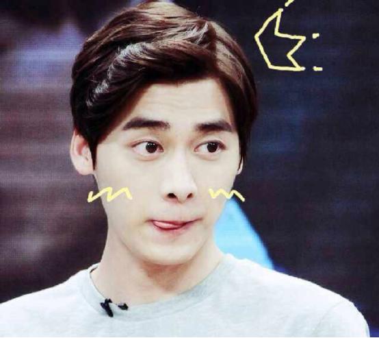 李易峰相貌变化,李易峰现实生活抽烟