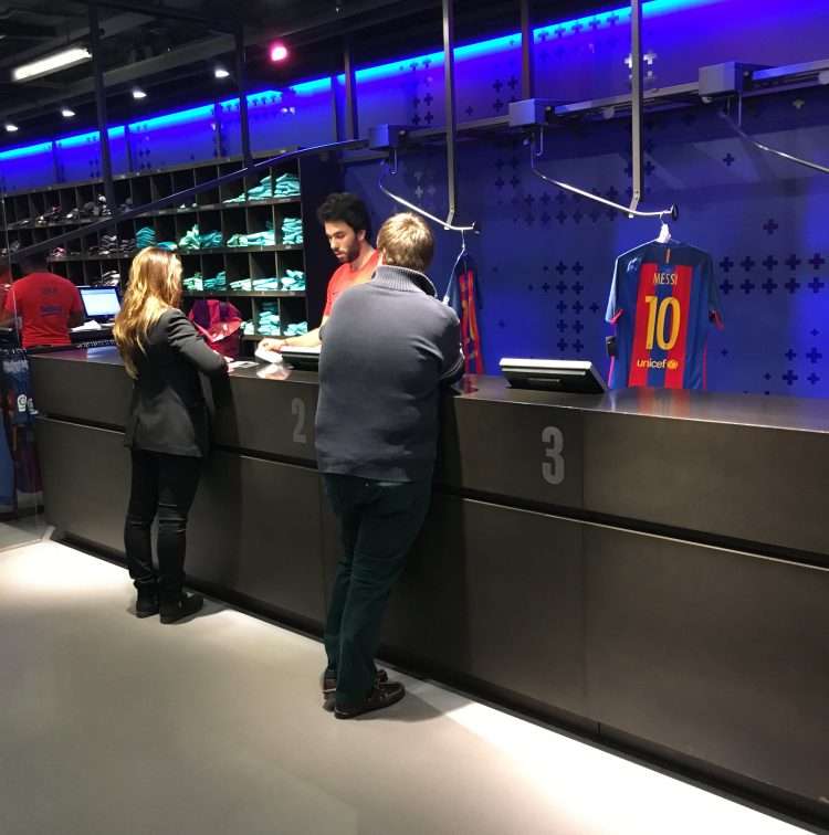 巴塞罗那诺坎普球赛,巴塞罗那诺坎普攻略