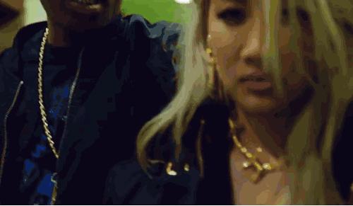 撞衫不可怕谁丑谁尴尬视频,撞衫不可怕谁丑谁尴尬的电影