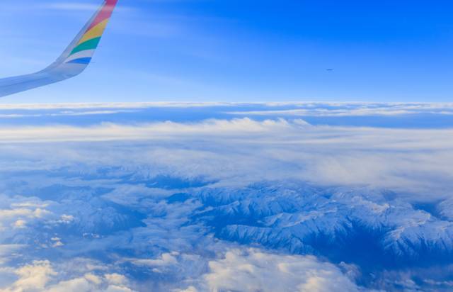 学生坐飞机有什么优惠政策吗,近期乘坐飞机有哪些新规