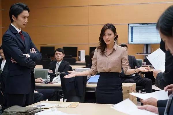 考证券从业资格证怎么学,现在考证券从业资格证有用吗