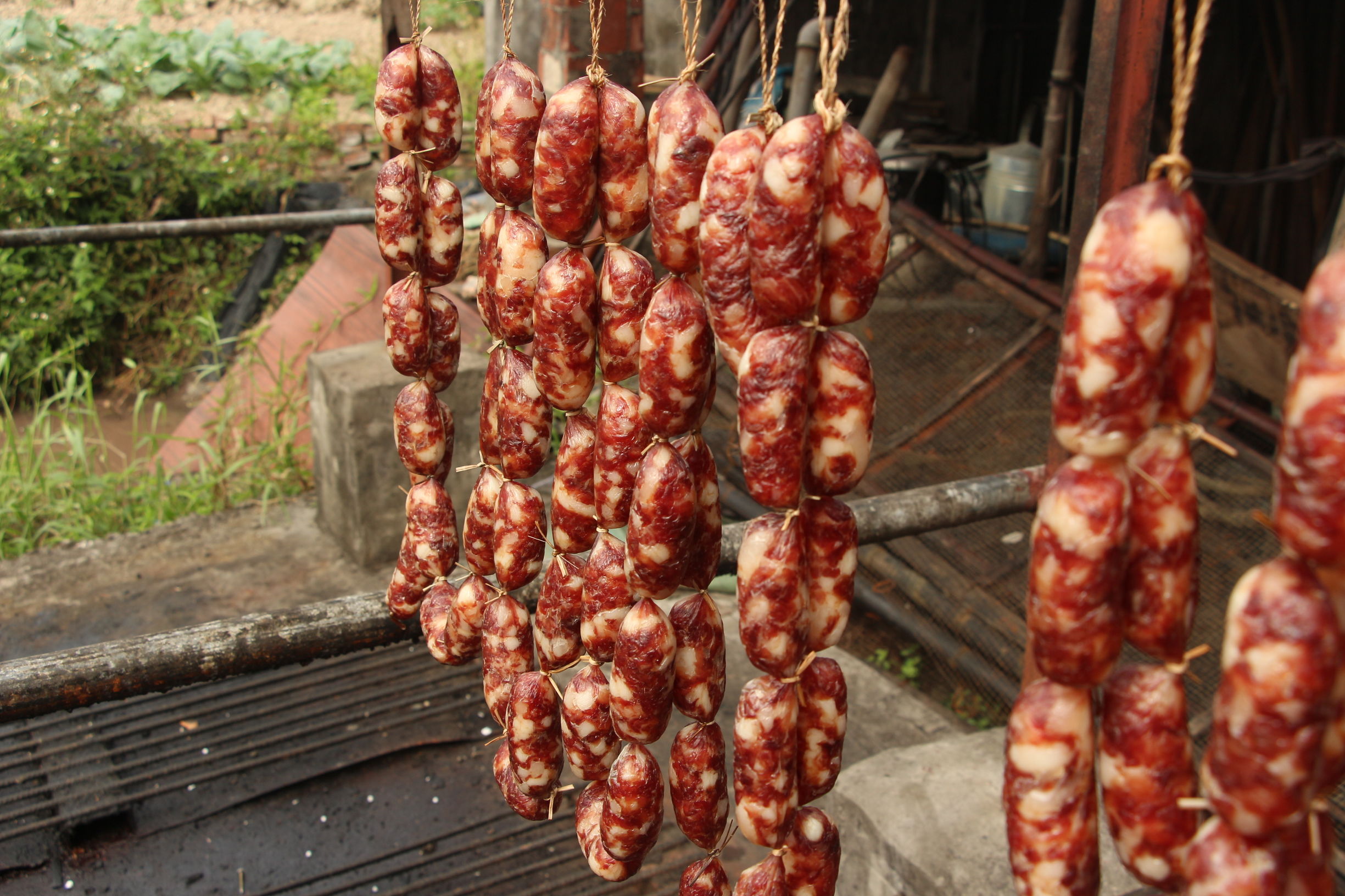 做风干腊肠遇上天气回潮怎么办,天天下雨做的腊肠怎么办