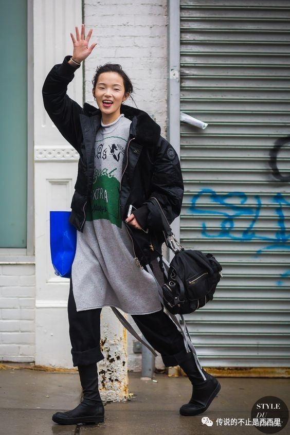 第三位登上维多利亚的秘密超模,2012年维多利亚的秘密超模