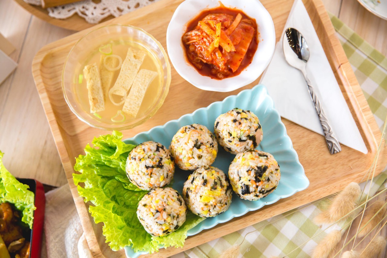 闺蜜聚会去哪好？来「GUMIHO」几个女孩把饰品店开在咖啡馆