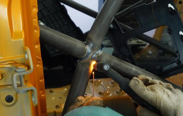 18款比亚迪秦80改装案例,比亚迪宋改装越野套件