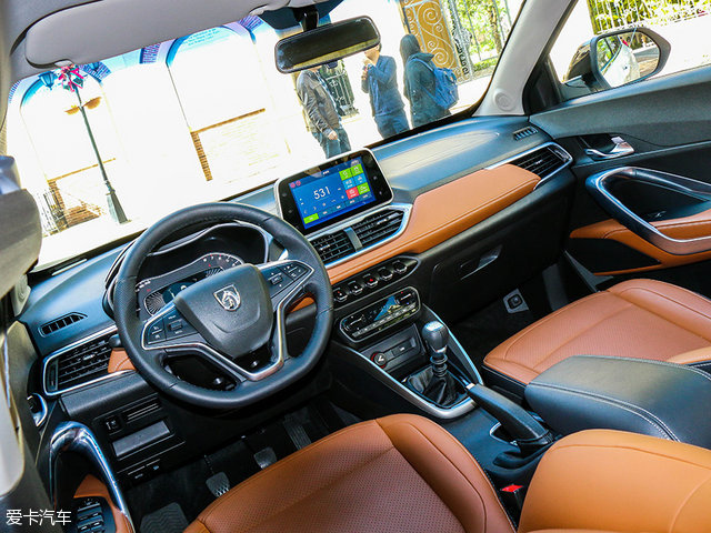 外观设计很大胆实拍东风风行t5evo,外观设计有亮点内饰精美动力强悍