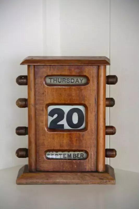 怎么区分桃花心木等级,拇指琴相思木和桃花心木的区别