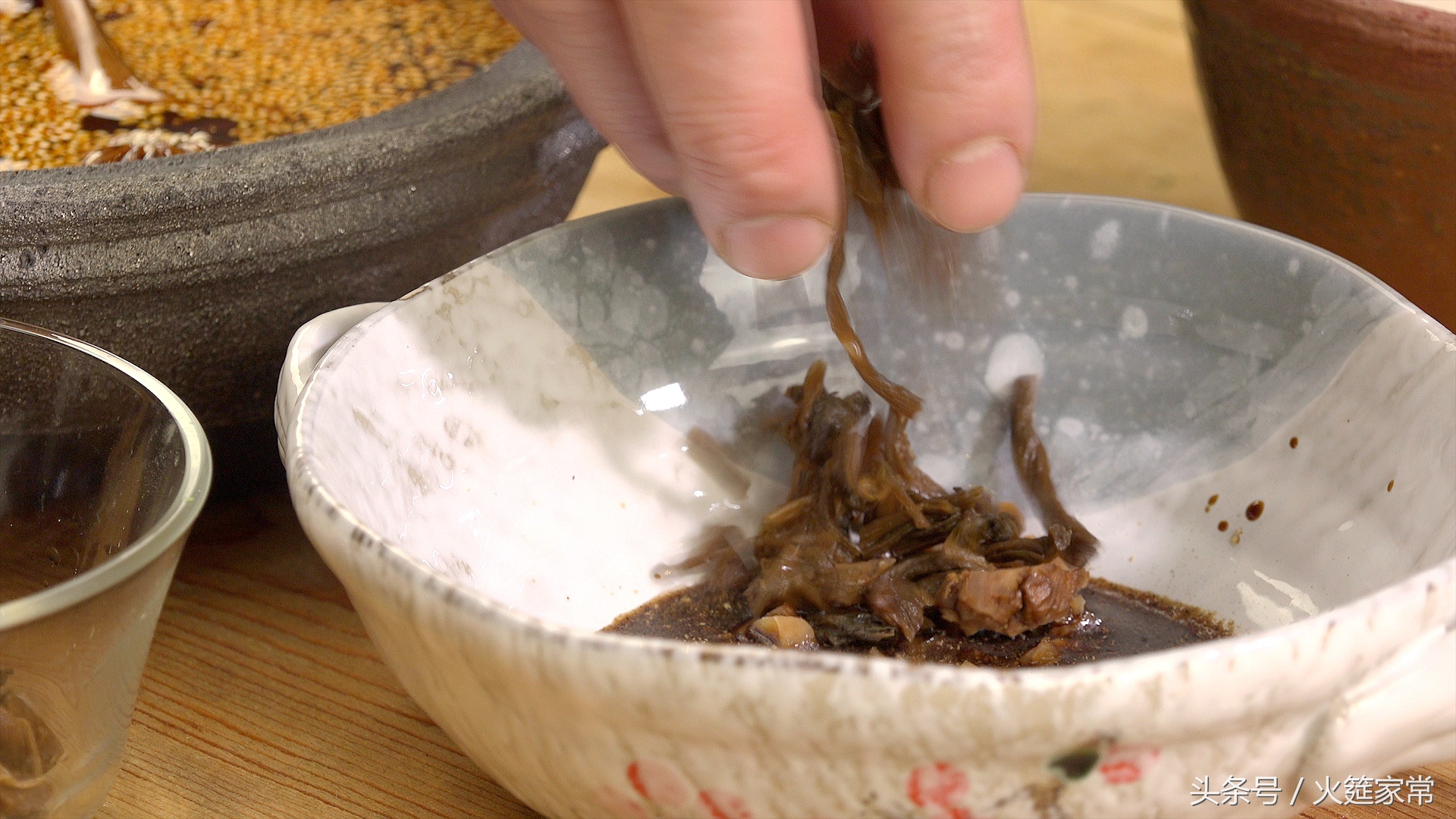 酸辣粉的十句口诀,怎么样的酸辣粉才算正宗