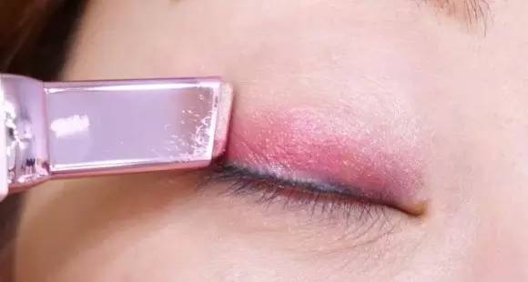 兰芝圣诞版气垫,今年兰芝气垫圣诞限量版