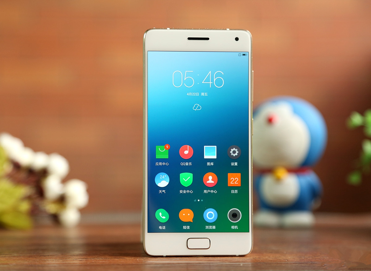 内存大又可以打游戏的手机,推荐一款超大内存的手机