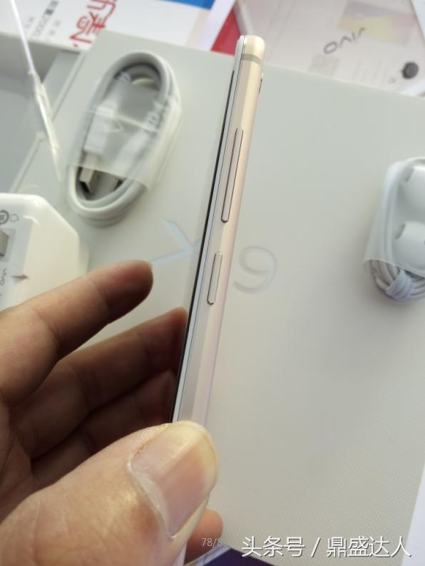 vivox9开箱上手评测,vivox9开箱测评